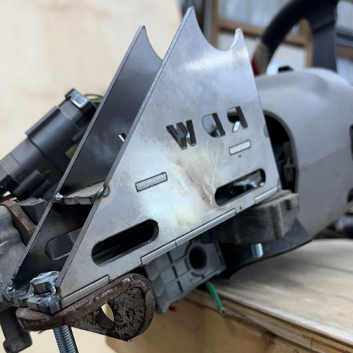 RDW Sn95 Steering Column to Cage Adapter Bracket