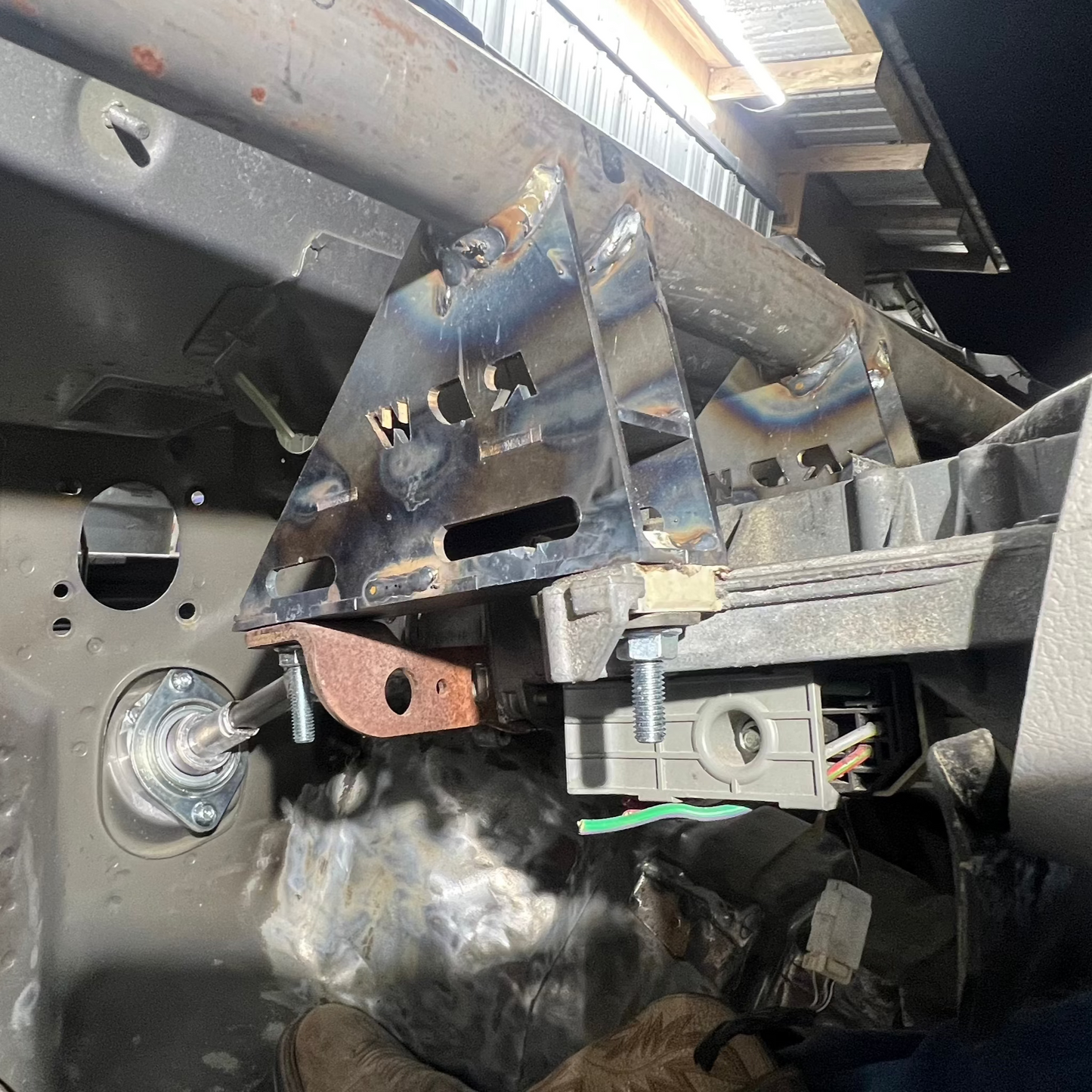 RDW Sn95 Steering Column to Cage Adapter Bracket